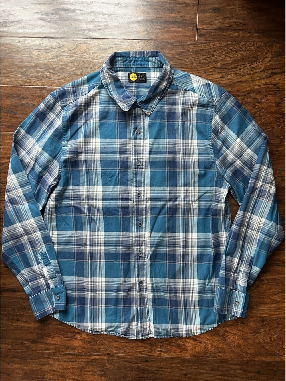 Life Is Good Flannel Men’s Medium Blue Plaid Classic Fit